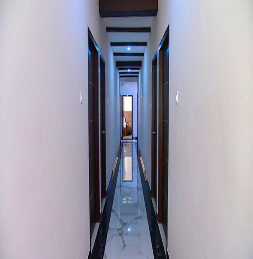 Fabhotel Nb Venkateswara Grand Inn Tirupati Exteriör bild