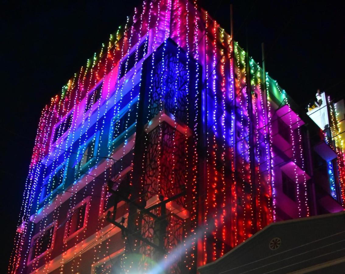 Fabhotel Nb Venkateswara Grand Inn Tirupati Exteriör bild